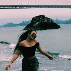 Meet your Posher, Arielle